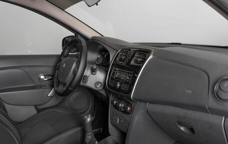 Renault Logan II, 2016 год, 558 400 рублей, 7 фотография