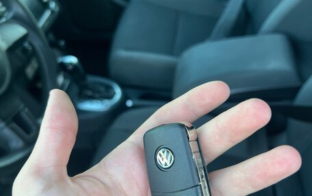 Volkswagen Touran III, 2011 год, 930 000 рублей, 14 фотография