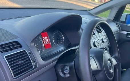Volkswagen Touran III, 2011 год, 930 000 рублей, 13 фотография