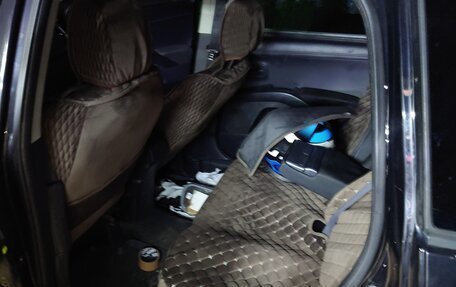 Mitsubishi Outlander III рестайлинг 3, 2010 год, 810 000 рублей, 7 фотография