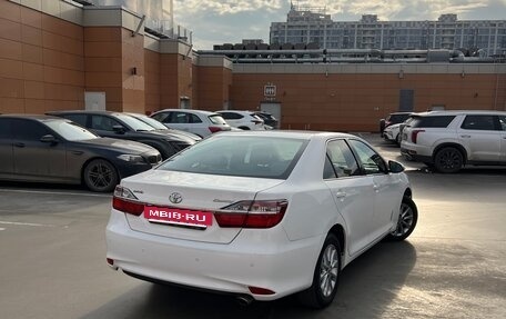 Toyota Camry, 2016 год, 1 690 000 рублей, 3 фотография