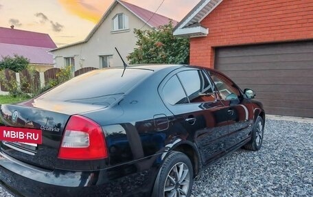 Skoda Octavia, 2011 год, 800 000 рублей, 10 фотография