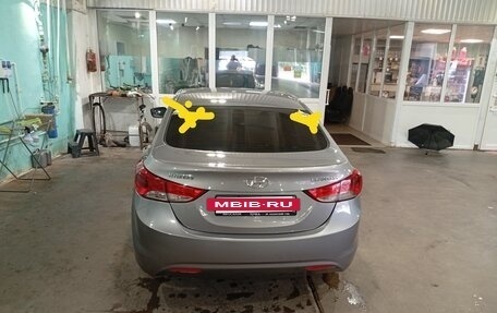 Hyundai Elantra V, 2012 год, 670 000 рублей, 4 фотография