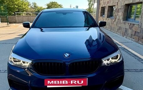 BMW 5 серия, 2017 год, 1 850 000 рублей, 8 фотография