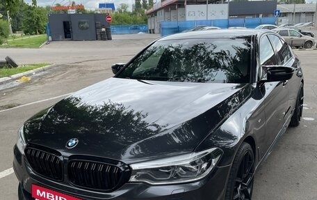 BMW 5 серия, 2019 год, 4 000 000 рублей, 6 фотография