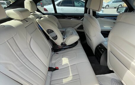 BMW 5 серия, 2019 год, 4 000 000 рублей, 14 фотография