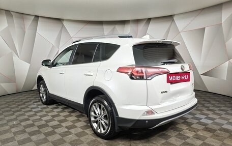 Toyota RAV4, 2017 год, 1 995 000 рублей, 4 фотография