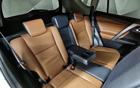 Toyota RAV4, 2017 год, 1 995 000 рублей, 17 фотография