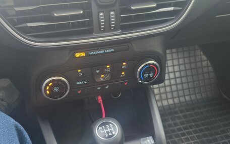 Ford Focus IV, 2020 год, 990 000 рублей, 2 фотография