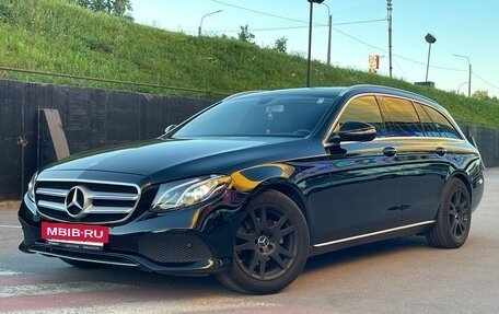 Mercedes-Benz E-Класс, 2017 год, 1 929 000 рублей, 2 фотография