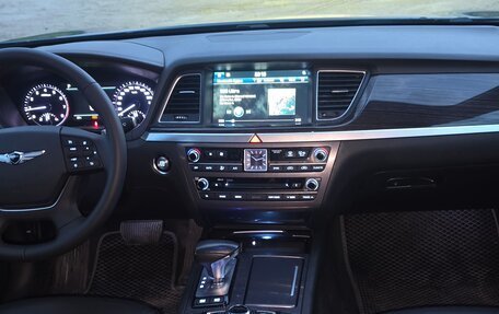 Genesis G80 I, 2017 год, 2 200 000 рублей, 13 фотография