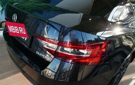Skoda Superb III рестайлинг, 2017 год, 1 696 000 рублей, 8 фотография