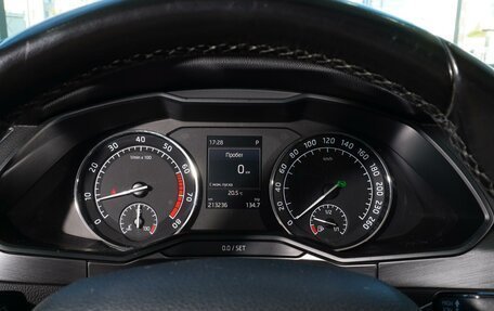 Skoda Superb III рестайлинг, 2017 год, 1 696 000 рублей, 17 фотография