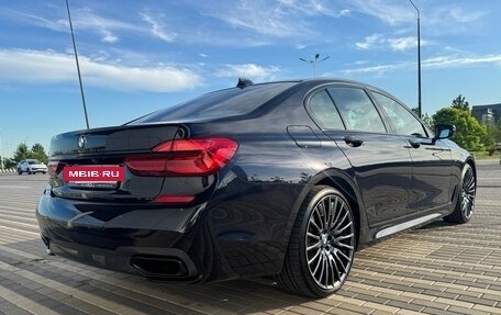 BMW 7 серия, 2018 год, 3 890 000 рублей, 7 фотография