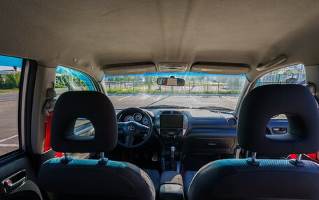 Toyota RAV4, 2004 год, 750 000 рублей, 13 фотография