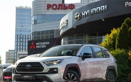 Toyota RAV4, 2025 год, 3 868 000 рублей, 1 фотография