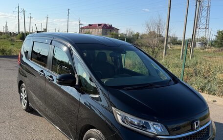 Honda Freed II, 2020 год, 1 900 000 рублей, 1 фотография