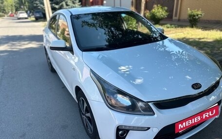 KIA Rio IV, 2018 год, 1 425 000 рублей, 5 фотография