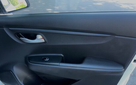 KIA Rio IV, 2018 год, 1 425 000 рублей, 11 фотография