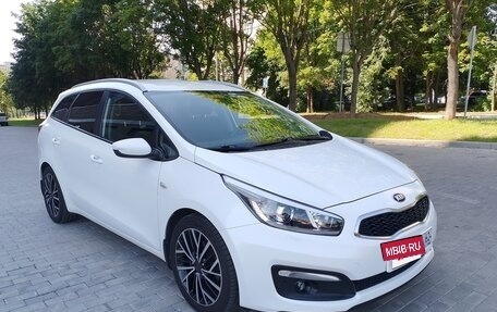 KIA cee'd III, 2018 год, 1 380 000 рублей, 3 фотография