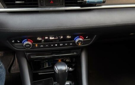 Mazda 6, 2019 год, 2 500 000 рублей, 6 фотография
