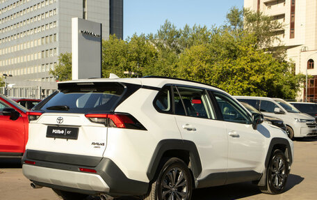 Toyota RAV4, 2025 год, 3 868 000 рублей, 4 фотография