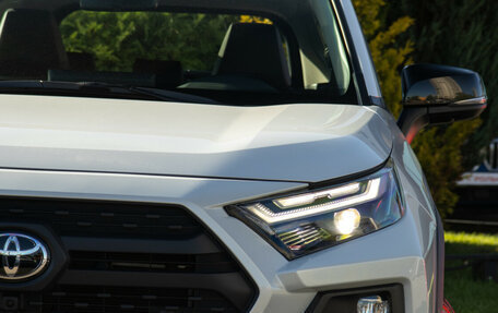 Toyota RAV4, 2025 год, 3 868 000 рублей, 24 фотография
