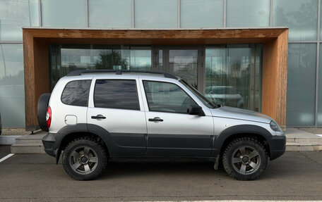 Chevrolet Niva I рестайлинг, 2019 год, 780 000 рублей, 4 фотография