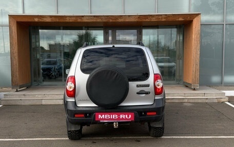 Chevrolet Niva I рестайлинг, 2019 год, 780 000 рублей, 6 фотография