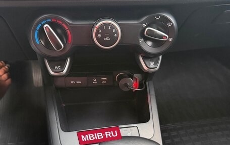 KIA Rio IV, 2018 год, 1 455 000 рублей, 12 фотография