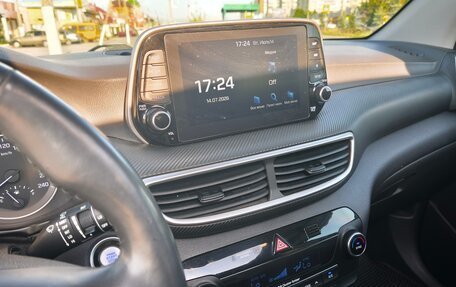 Hyundai Tucson III, 2018 год, 2 300 000 рублей, 8 фотография