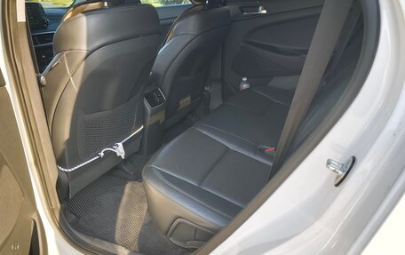 Hyundai Tucson III, 2018 год, 2 300 000 рублей, 12 фотография