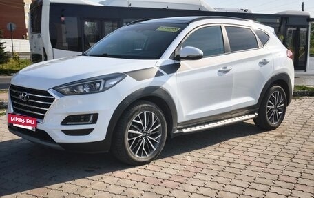 Hyundai Tucson III, 2018 год, 2 300 000 рублей, 2 фотография