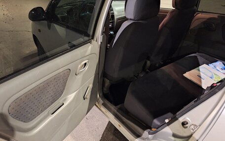 Suzuki Alto, 2004 год, 200 000 рублей, 17 фотография