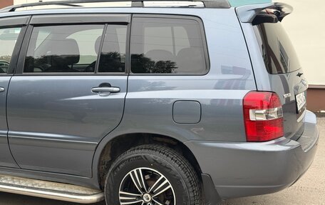 Toyota Highlander III, 2005 год, 890 000 рублей, 12 фотография