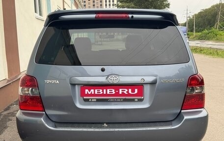 Toyota Highlander III, 2005 год, 890 000 рублей, 8 фотография