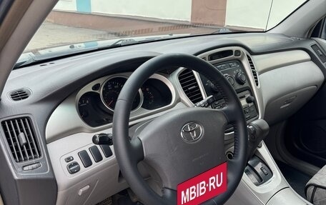 Toyota Highlander III, 2005 год, 890 000 рублей, 14 фотография