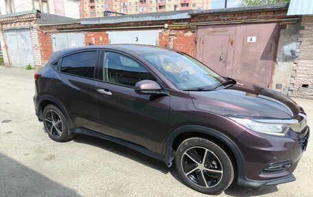 Honda Vezel, 2020 год, 1 960 000 рублей, 7 фотография