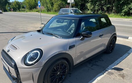MINI Hatch, 2021 год, 3 000 000 рублей, 5 фотография