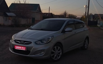 Hyundai Solaris II рестайлинг, 2012 год, 780 000 рублей, 1 фотография