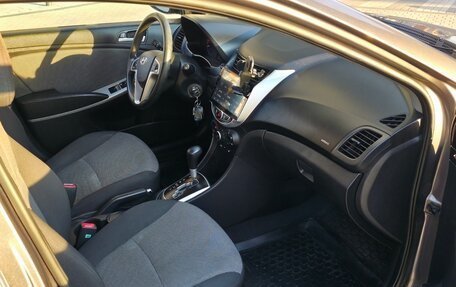 Hyundai Solaris II рестайлинг, 2011 год, 900 000 рублей, 9 фотография