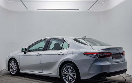 Toyota Camry, 2019 год, 3 130 000 рублей, 3 фотография