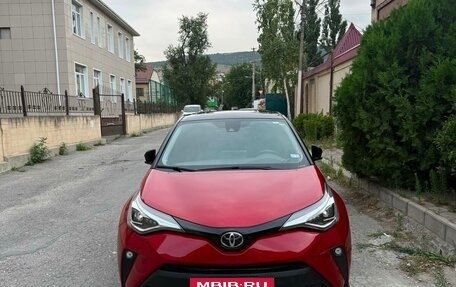 Toyota C-HR I рестайлинг, 2020 год, 2 220 000 рублей, 1 фотография