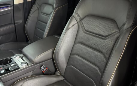 Volkswagen Touareg III, 2019 год, 4 100 000 рублей, 8 фотография