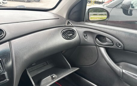 Ford Focus IV, 2001 год, 250 000 рублей, 18 фотография
