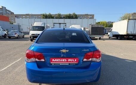 Chevrolet Cruze II, 2011 год, 620 000 рублей, 4 фотография