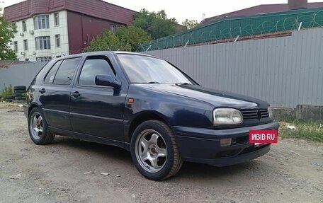 Volkswagen Golf III, 1992 год, 230 000 рублей, 2 фотография