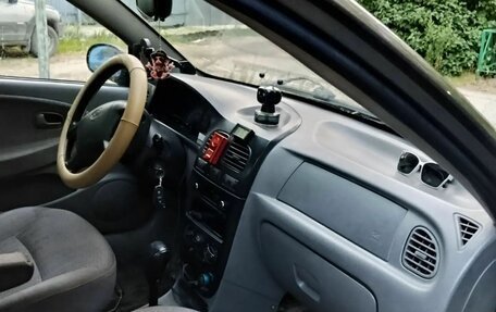 KIA Rio II, 2001 год, 280 000 рублей, 3 фотография