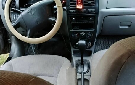 KIA Rio II, 2001 год, 280 000 рублей, 1 фотография