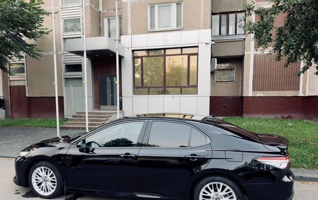 Toyota Camry, 2018 год, 2 750 000 рублей, 6 фотография